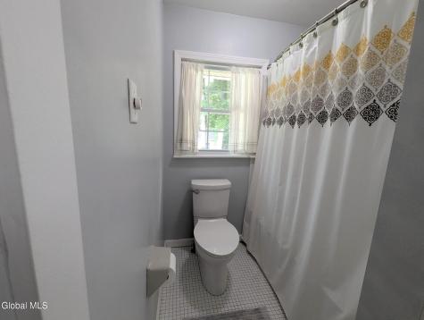16 Sylvan Lane Clifton Park NY 12065