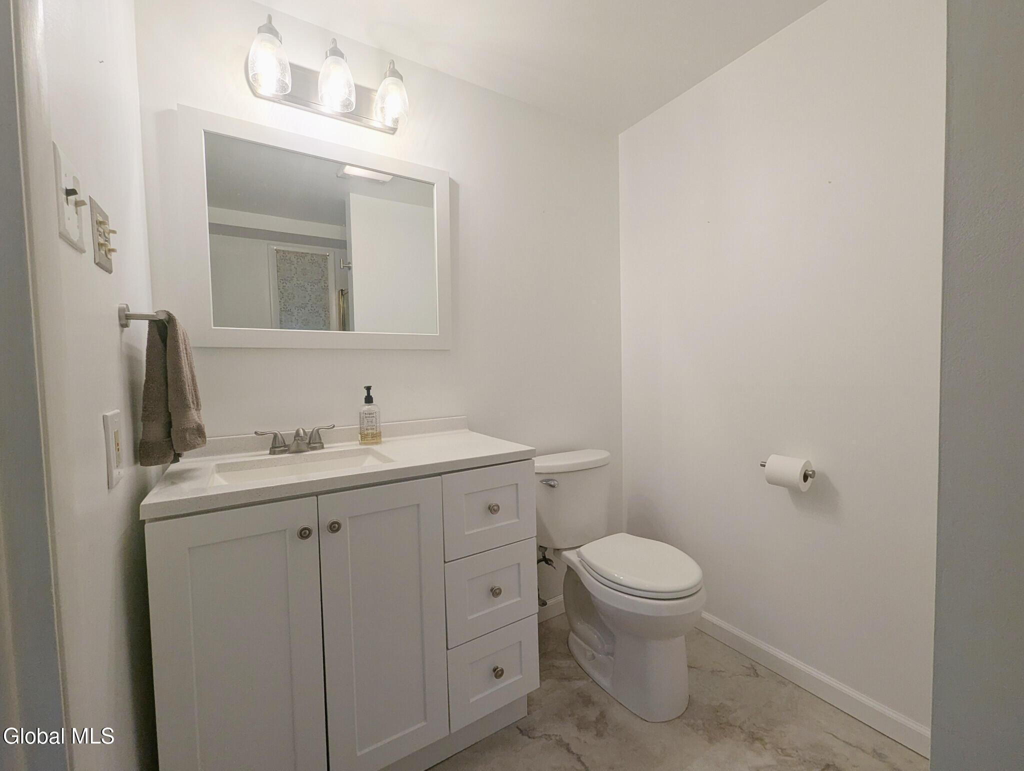 16 Sylvan Lane Clifton Park NY 12065