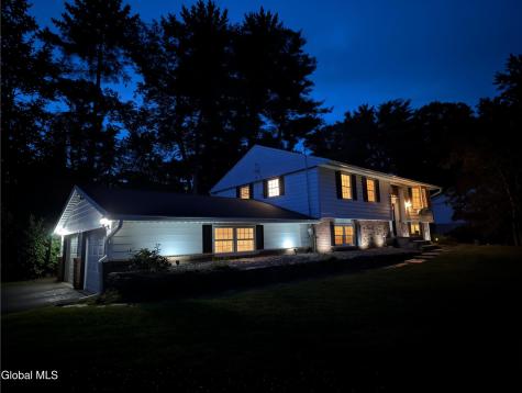 16 Sylvan Lane Clifton Park NY 12065