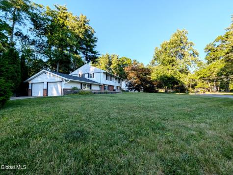 16 Sylvan Lane Clifton Park NY 12065