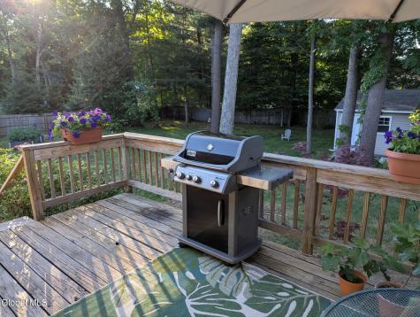 16 Sylvan Lane Clifton Park NY 12065