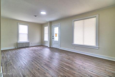 1031 Helderberg Avenue Schenectady NY 12306