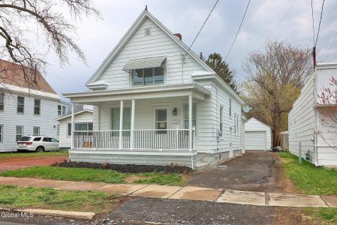 1031 Helderberg Avenue Schenectady NY 12306