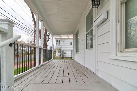 1031 Helderberg Avenue Schenectady NY 12306