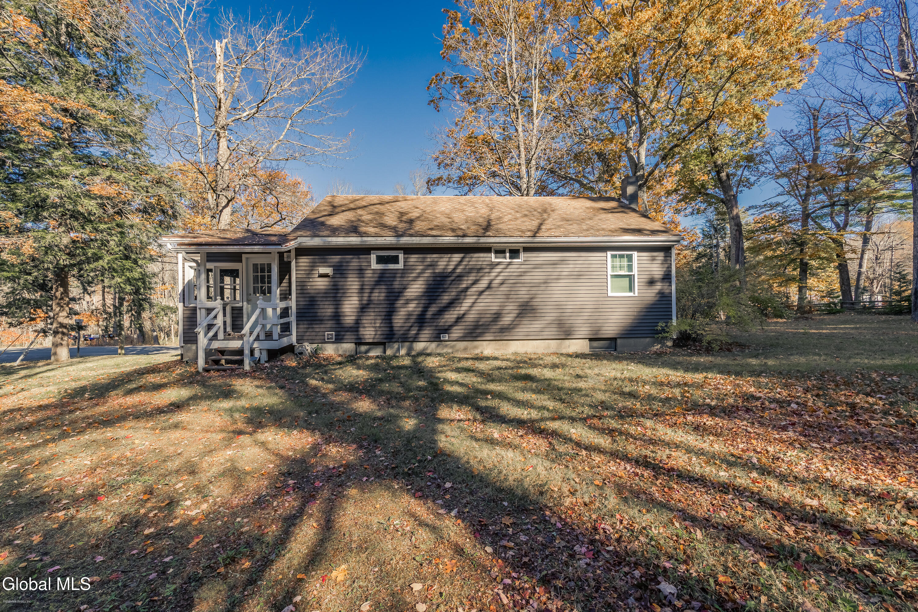5779 Lake Road Galway NY 12074