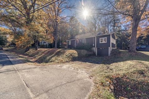5779 Lake Road Galway NY 12074