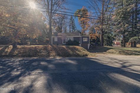 5779 Lake Road Galway NY 12074
