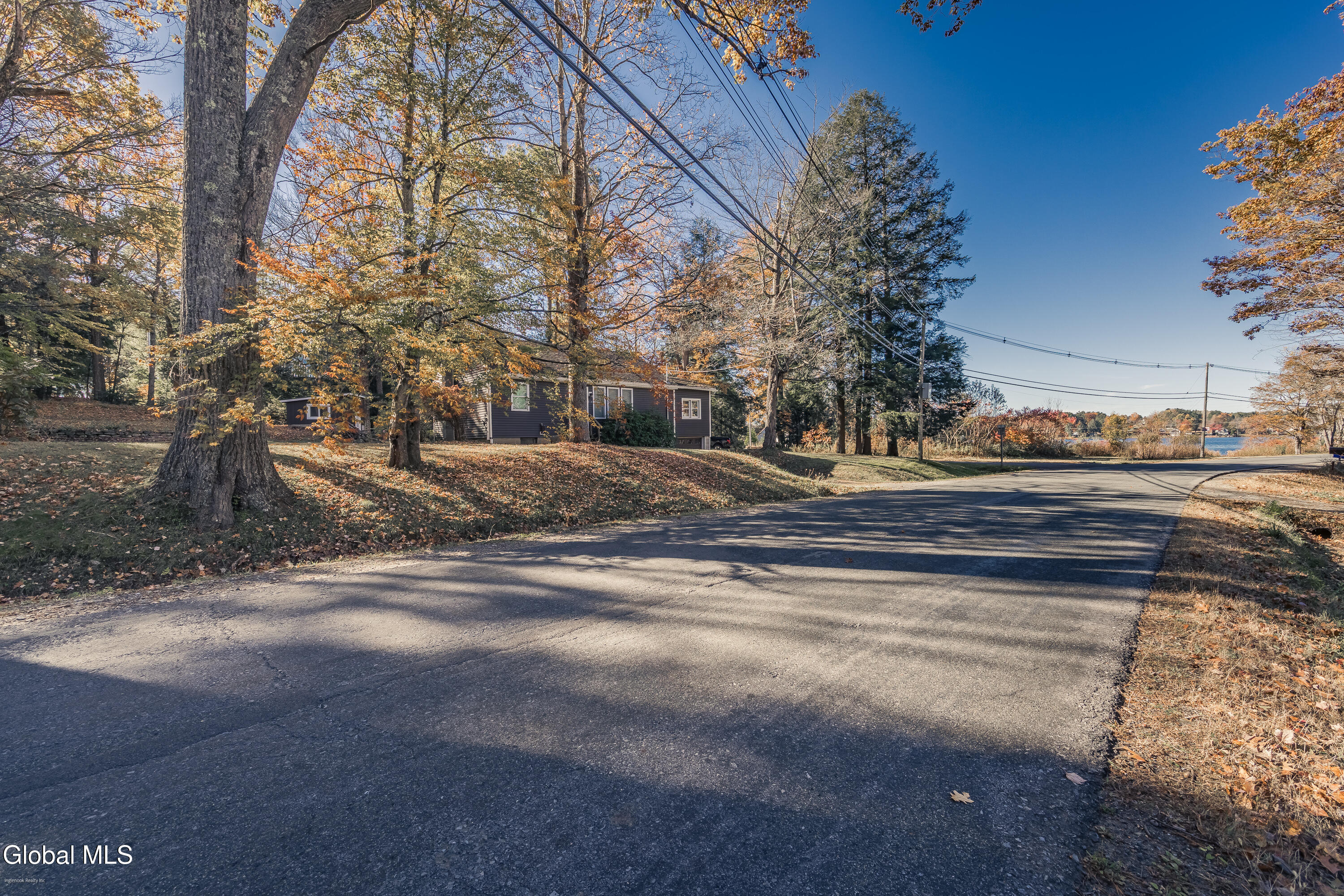 5779 Lake Road Galway NY 12074