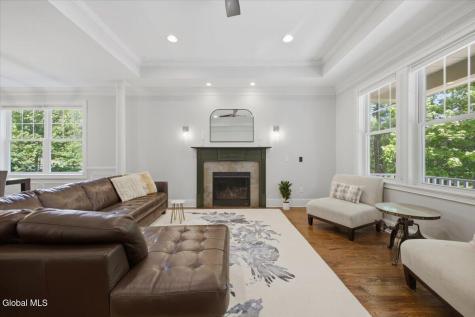 4 Annie Drive Saratoga Springs NY 12866