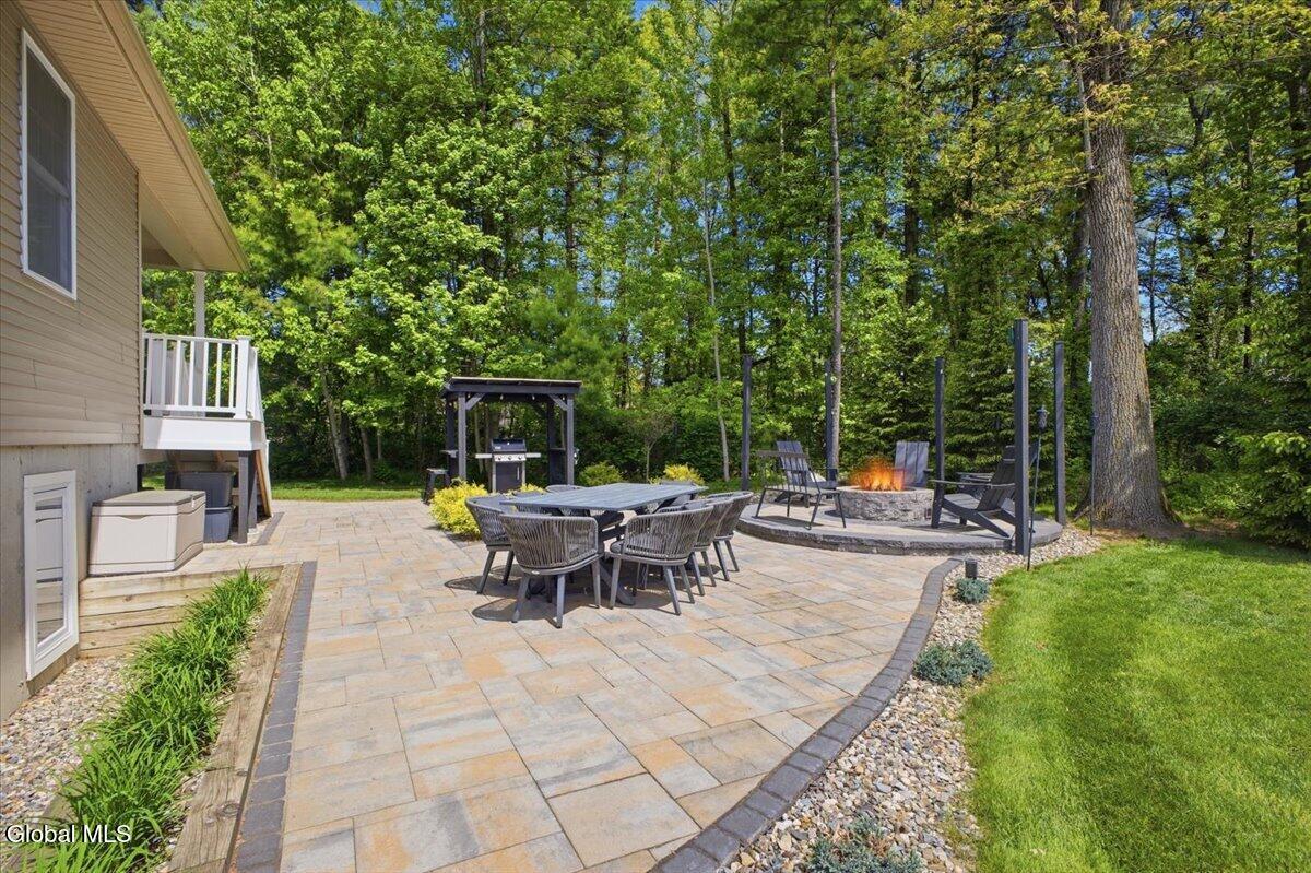 4 Annie Drive Saratoga Springs NY 12866