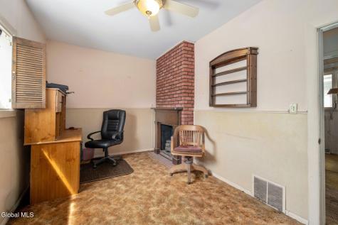 2021 Cedarlawn Avenue Schenectady NY 12306