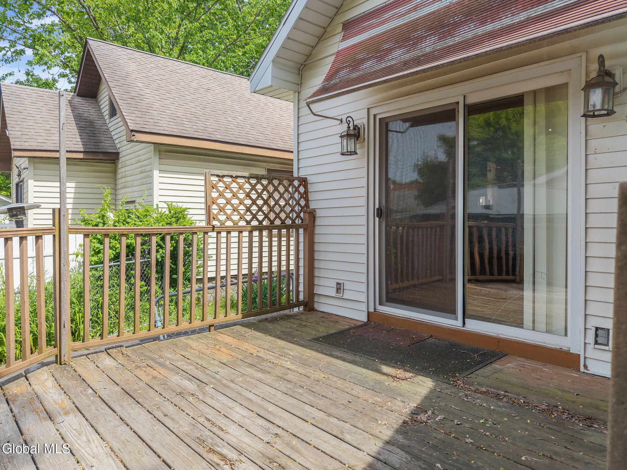2021 Cedarlawn Avenue Schenectady NY 12306