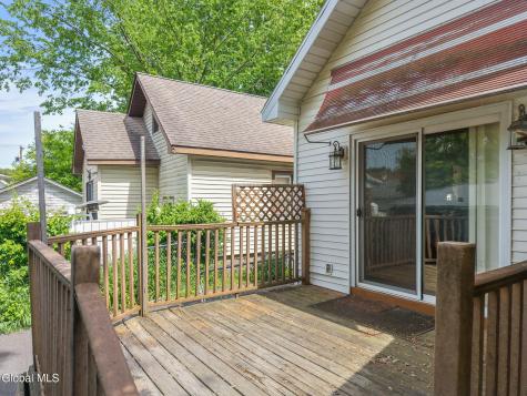 2021 Cedarlawn Avenue Schenectady NY 12306