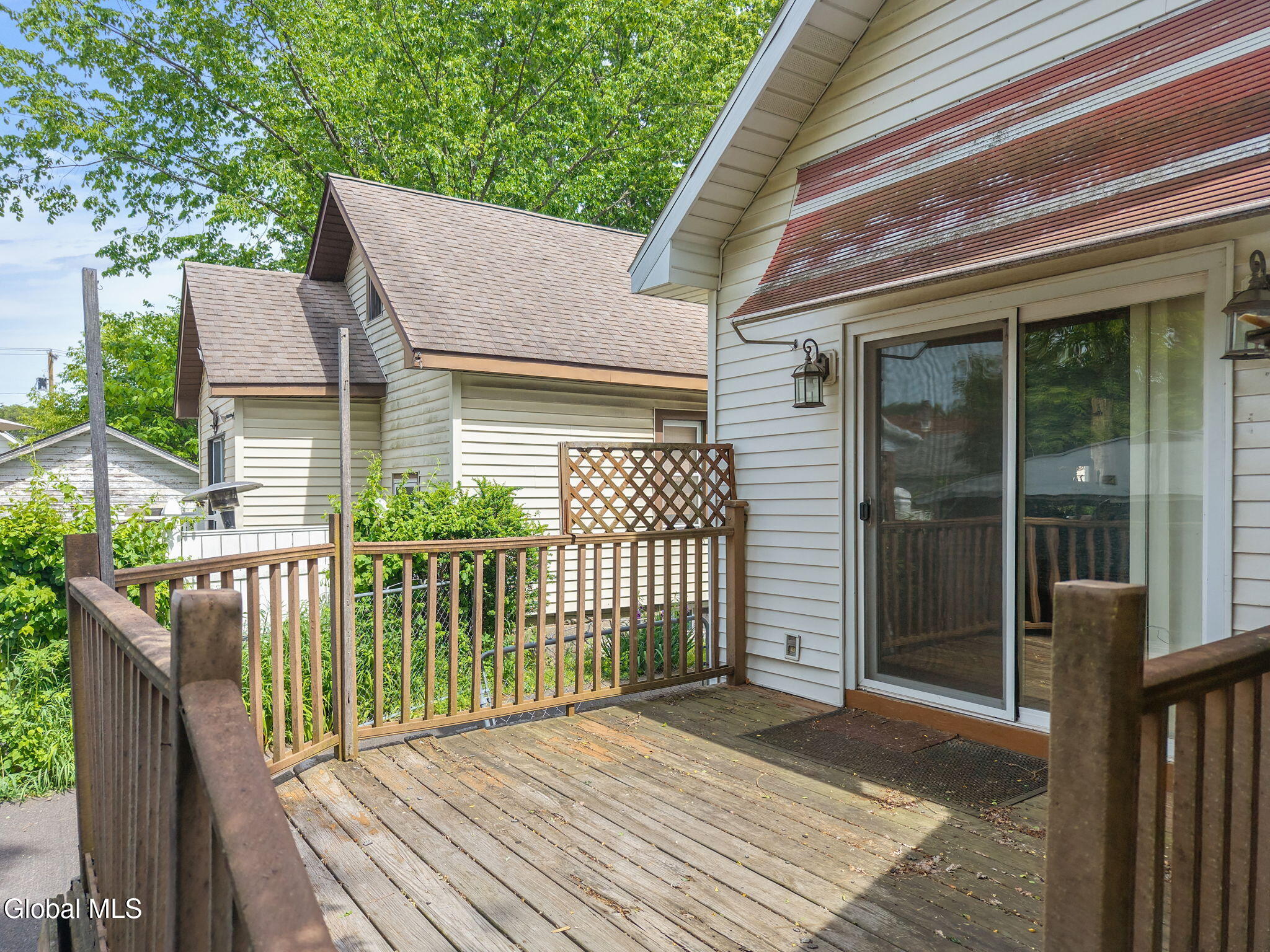 2021 Cedarlawn Avenue Schenectady NY 12306