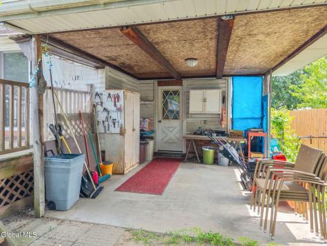 2021 Cedarlawn Avenue Schenectady NY 12306