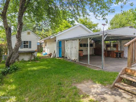 2021 Cedarlawn Avenue Schenectady NY 12306