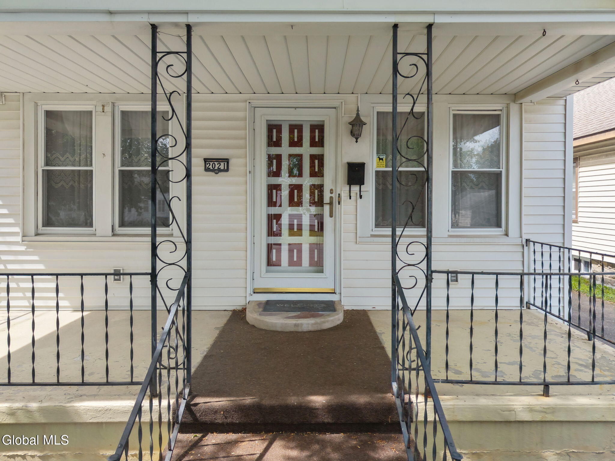 2021 Cedarlawn Avenue Schenectady NY 12306