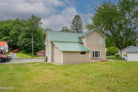 462 County Highway 122 Gloversville NY 12078