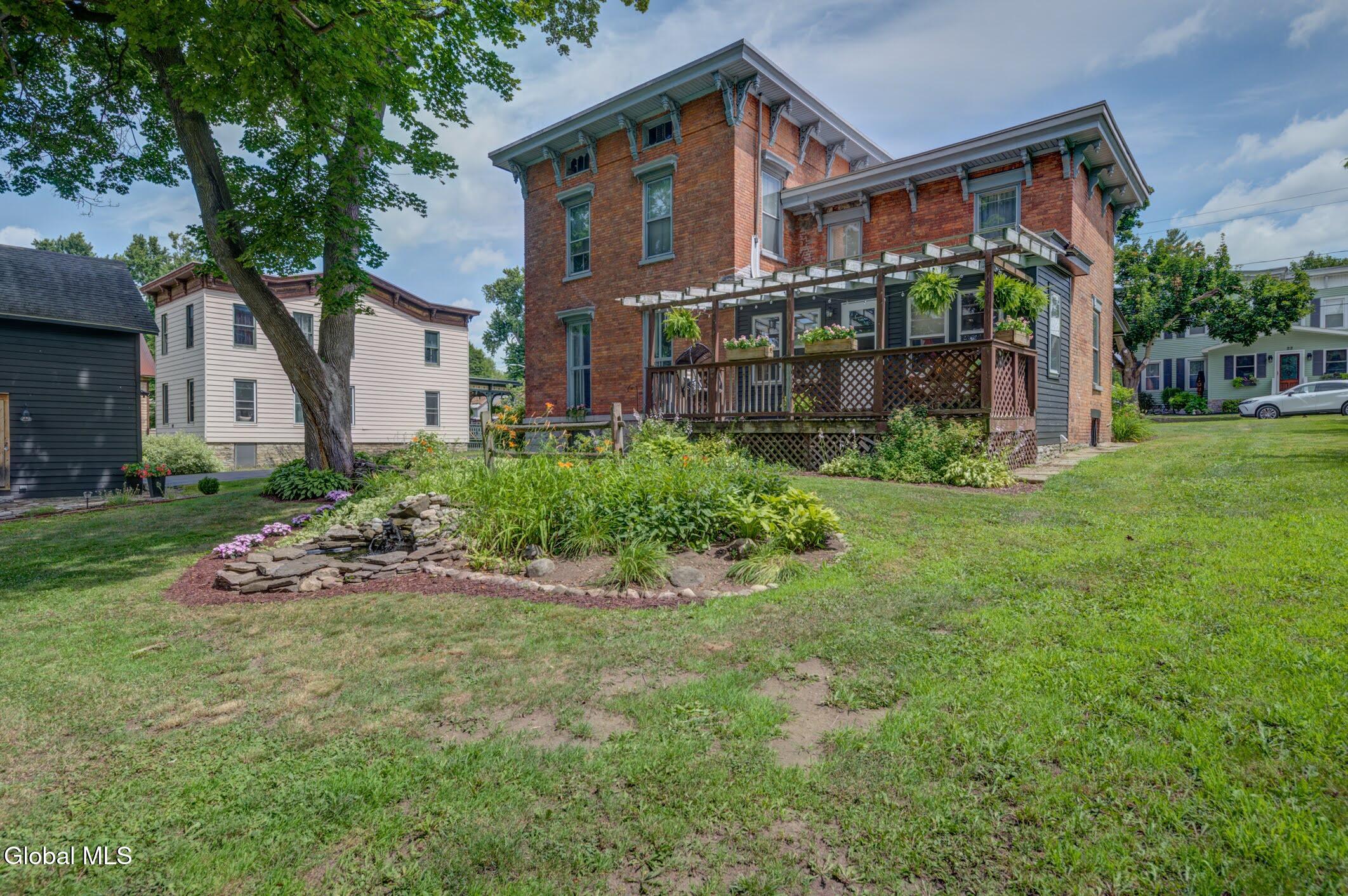 23 Prospect Street Nelliston NY 13410