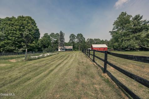 7133 Fish House Road Galway NY 12074