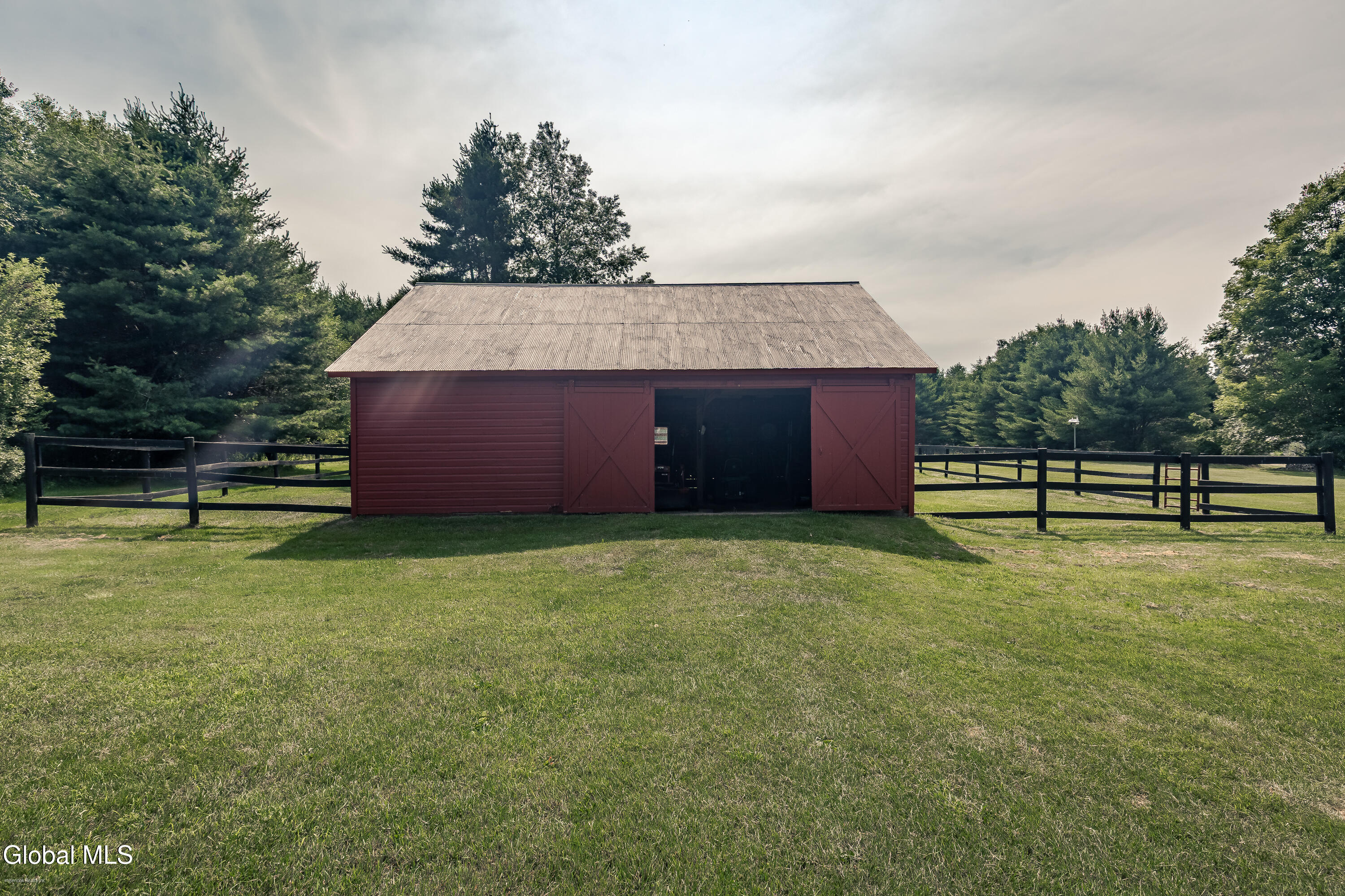 7133 Fish House Road Galway NY 12074