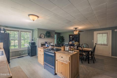 7133 Fish House Road Galway NY 12074