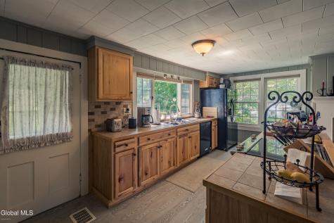7133 Fish House Road Galway NY 12074