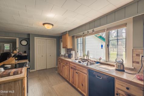 7133 Fish House Road Galway NY 12074