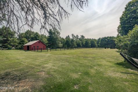 7133 Fish House Road Galway NY 12074
