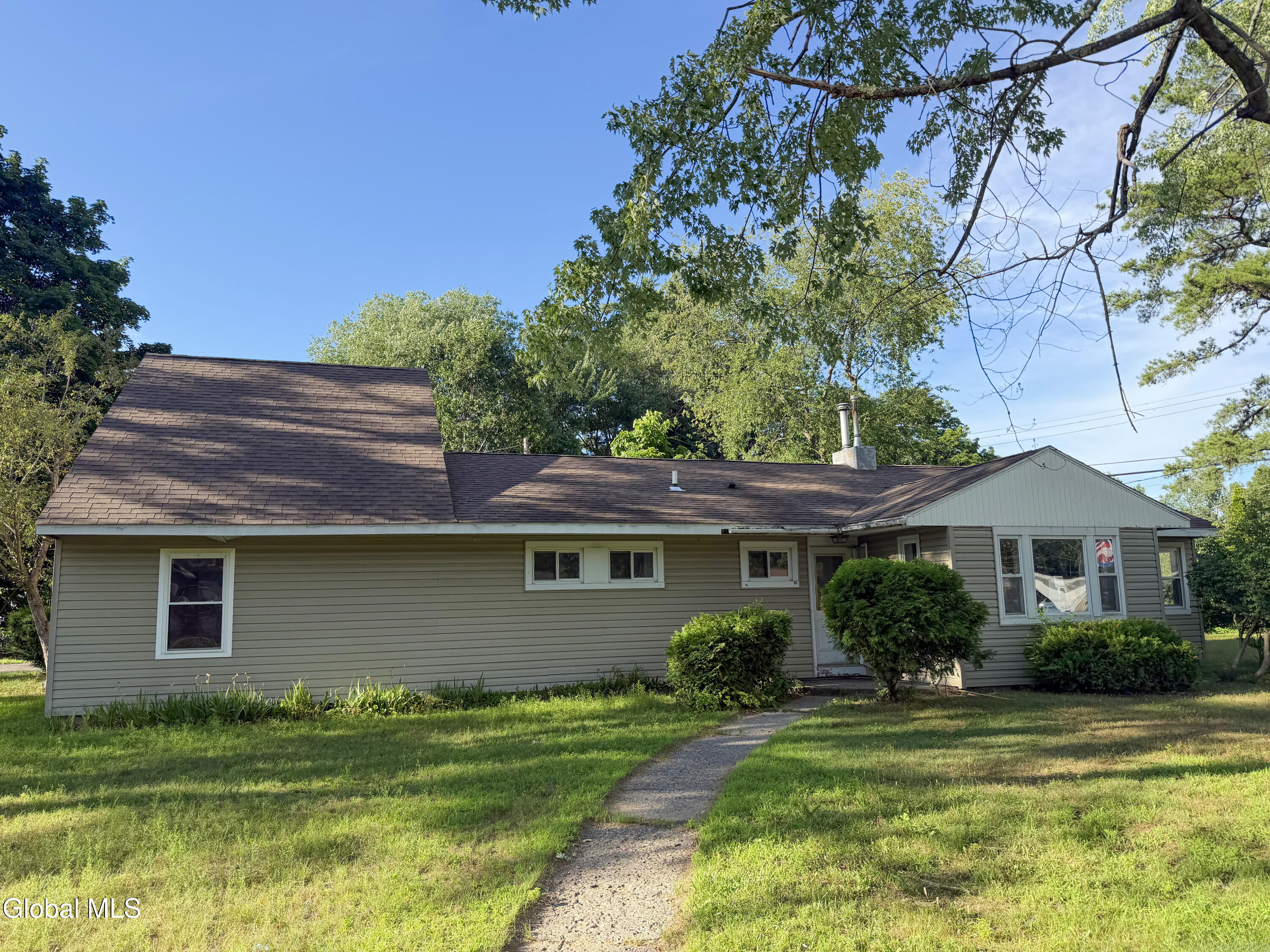 20 Robert Drive Albany NY 12205