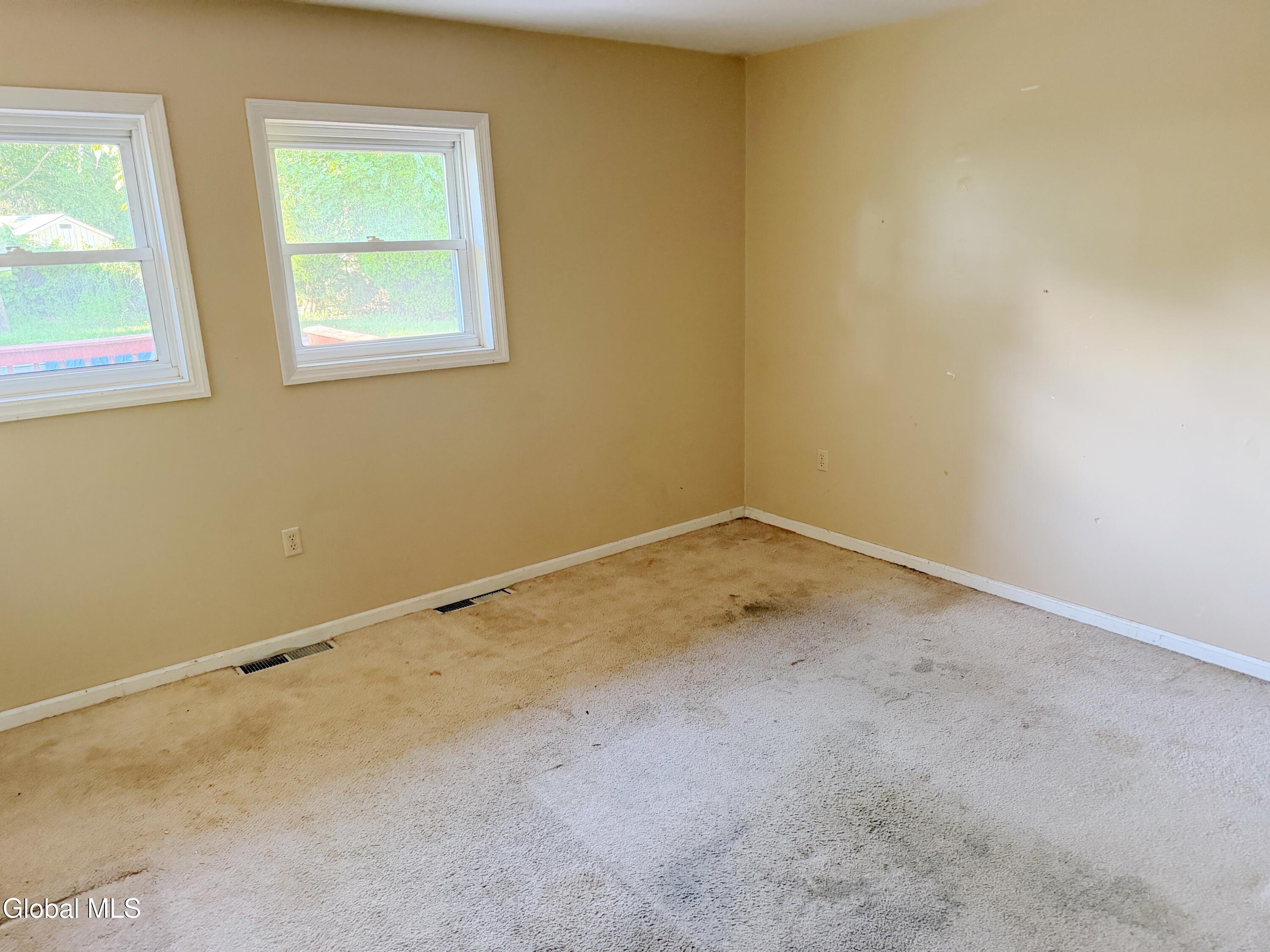 20 Robert Drive Albany NY 12205
