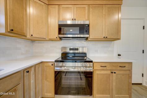 226 Snyders Lake Road Wynantskill NY 12198