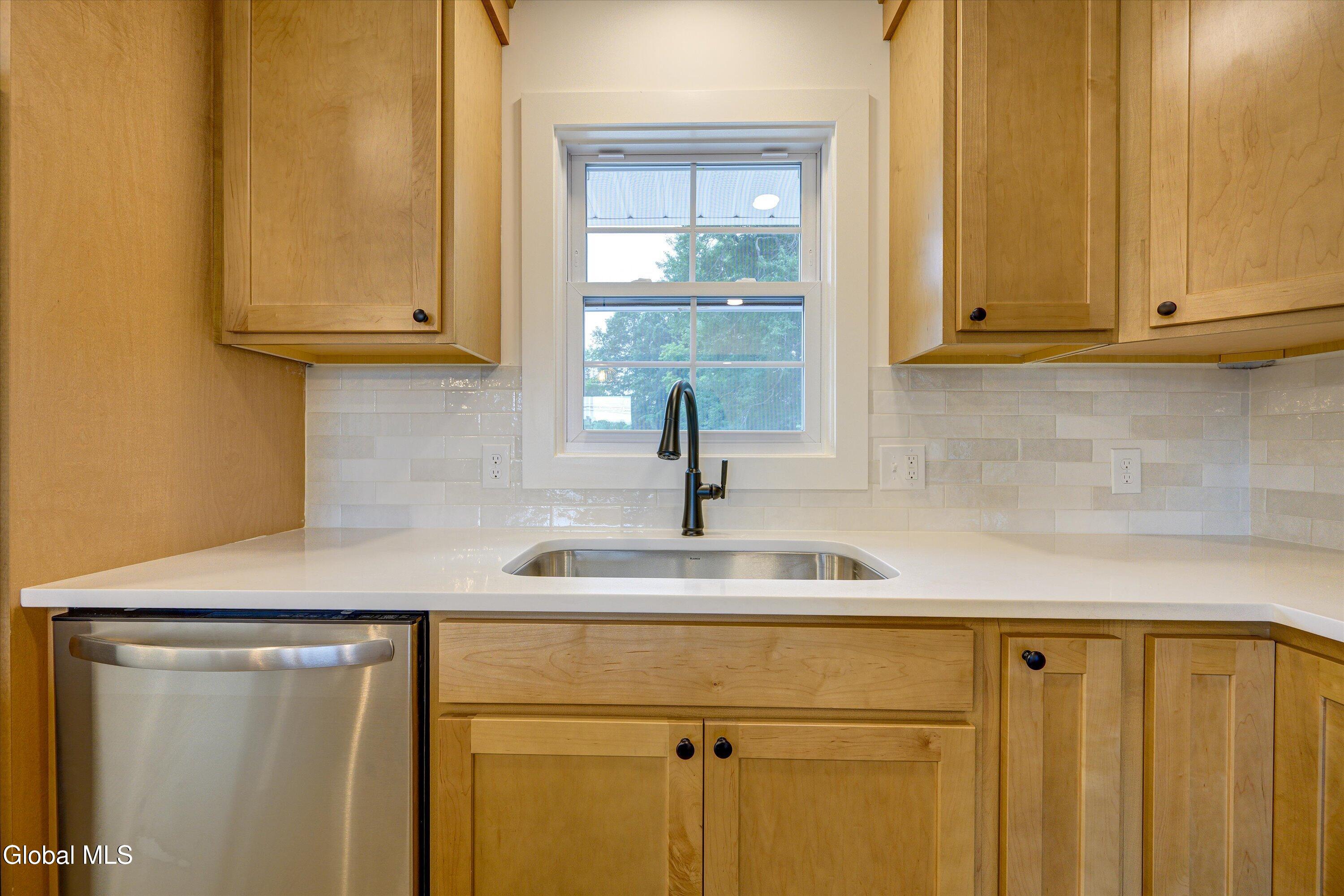 226 Snyders Lake Road Wynantskill NY 12198