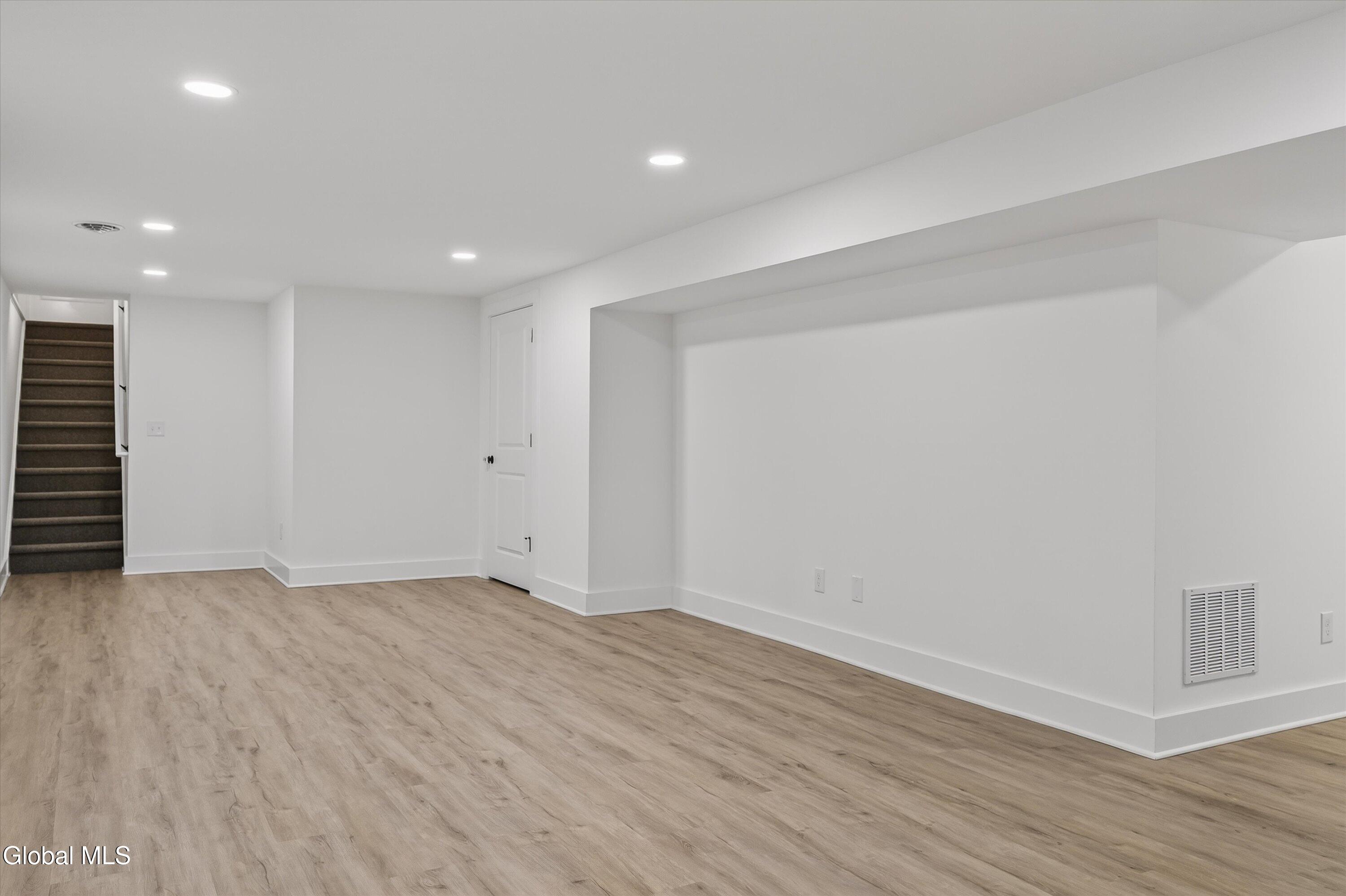 226 Snyders Lake Road Wynantskill NY 12198