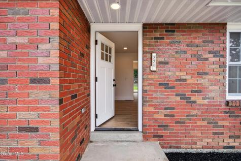 226 Snyders Lake Road Wynantskill NY 12198