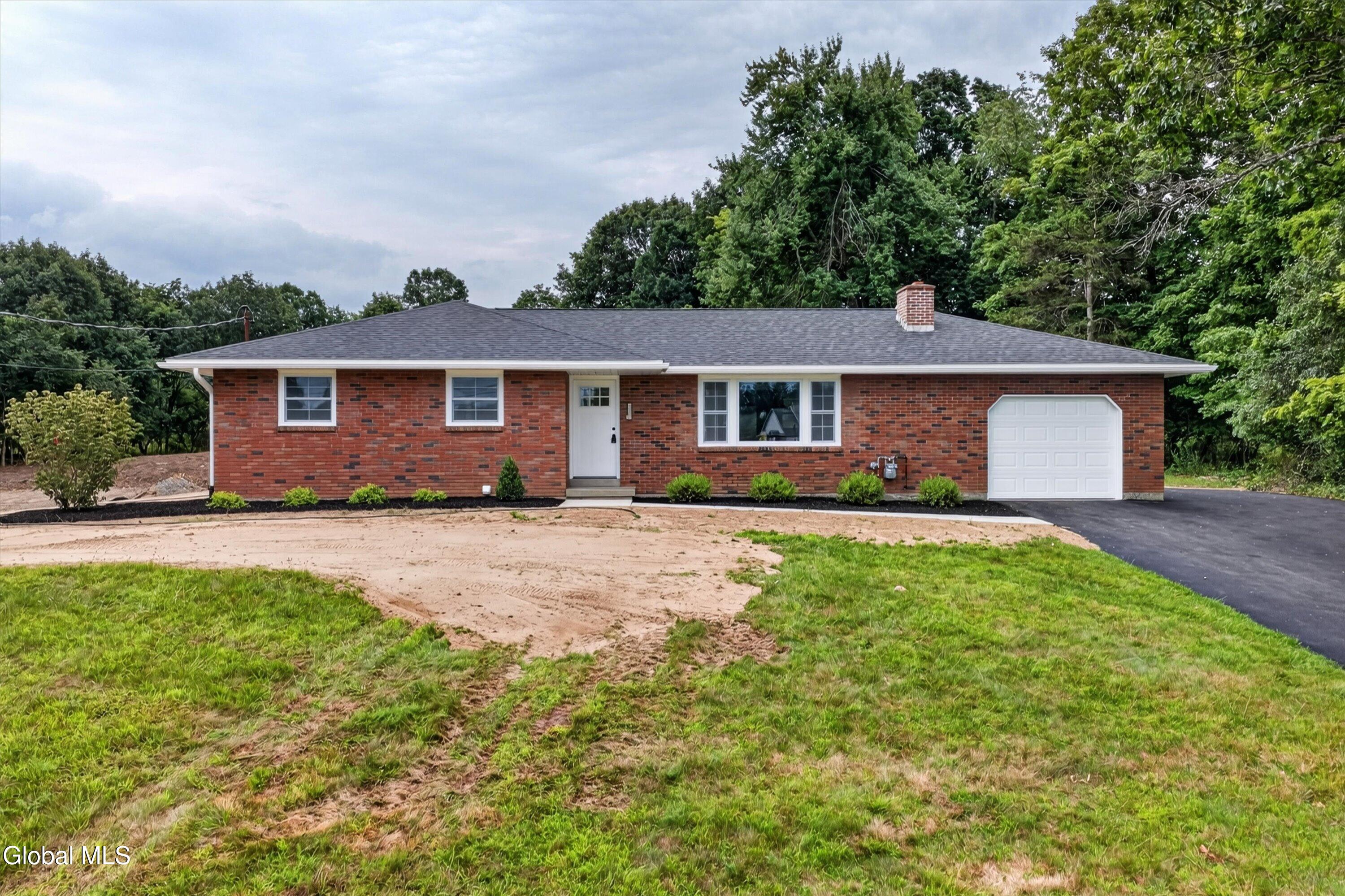 226 Snyders Lake Road Wynantskill NY 12198