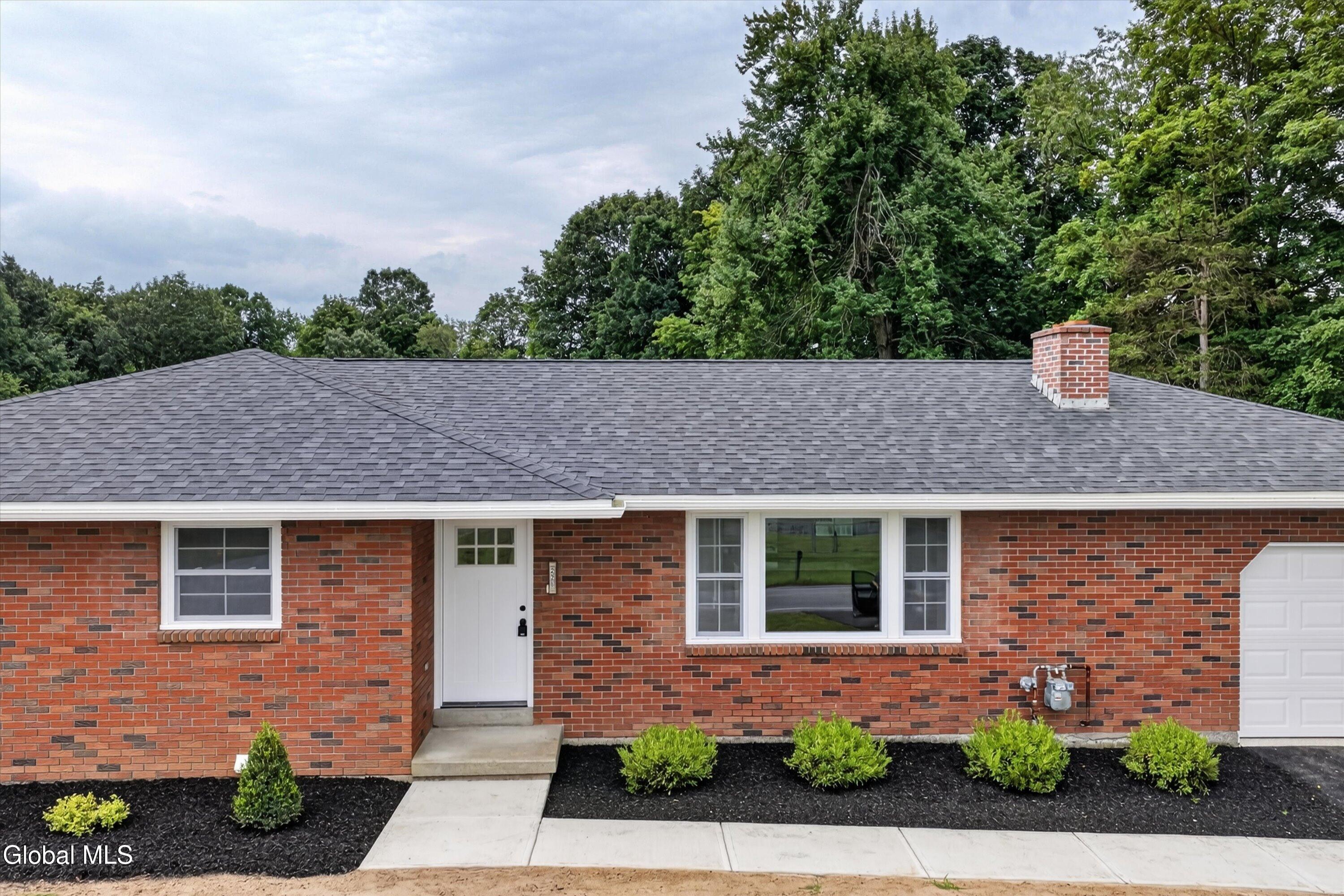 226 Snyders Lake Road Wynantskill NY 12198