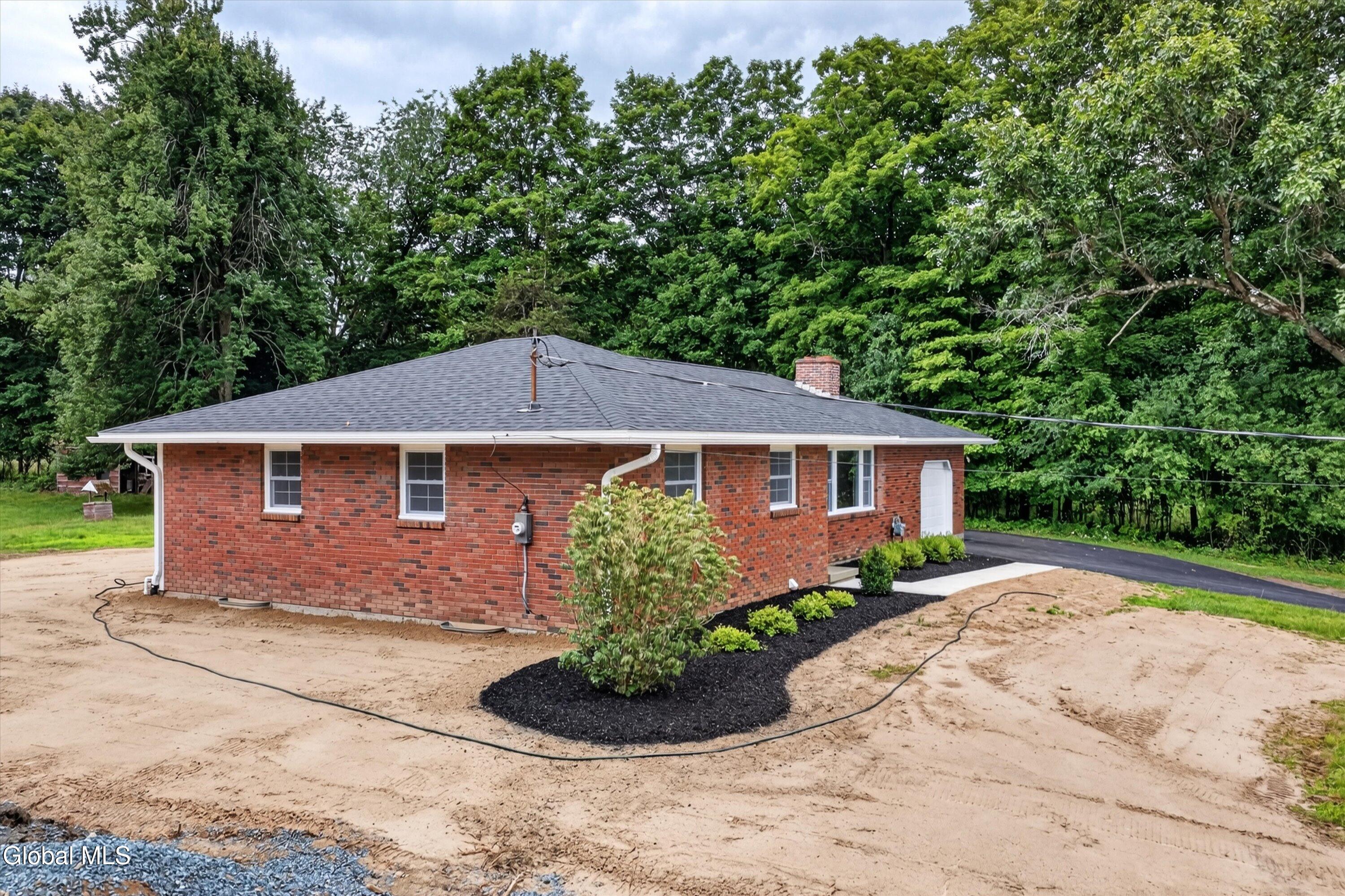 226 Snyders Lake Road Wynantskill NY 12198