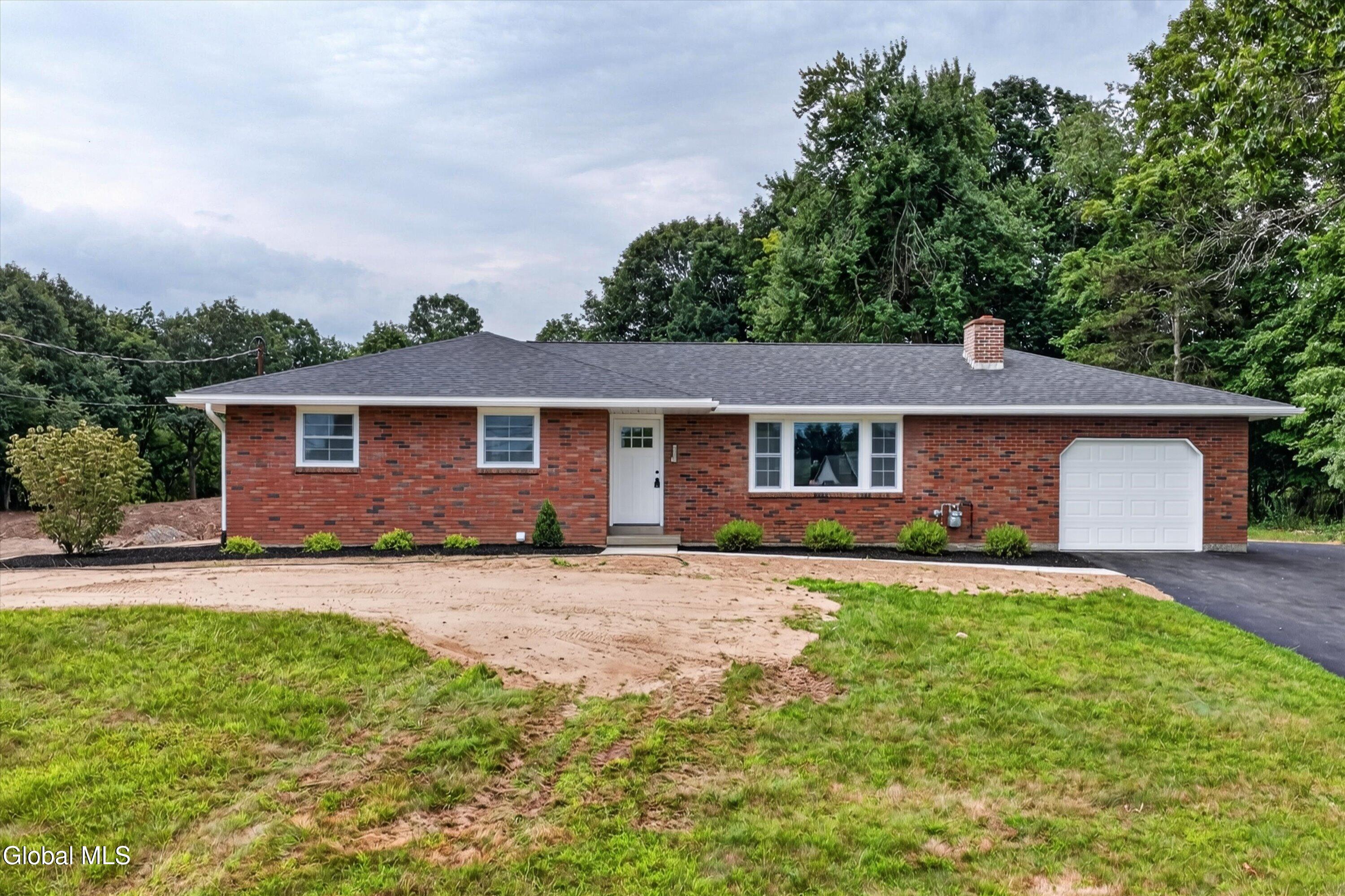 226 Snyders Lake Road Wynantskill NY 12198