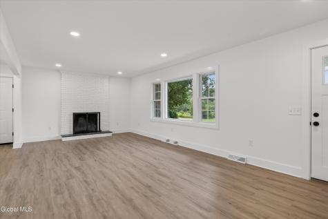 226 Snyders Lake Road Wynantskill NY 12198