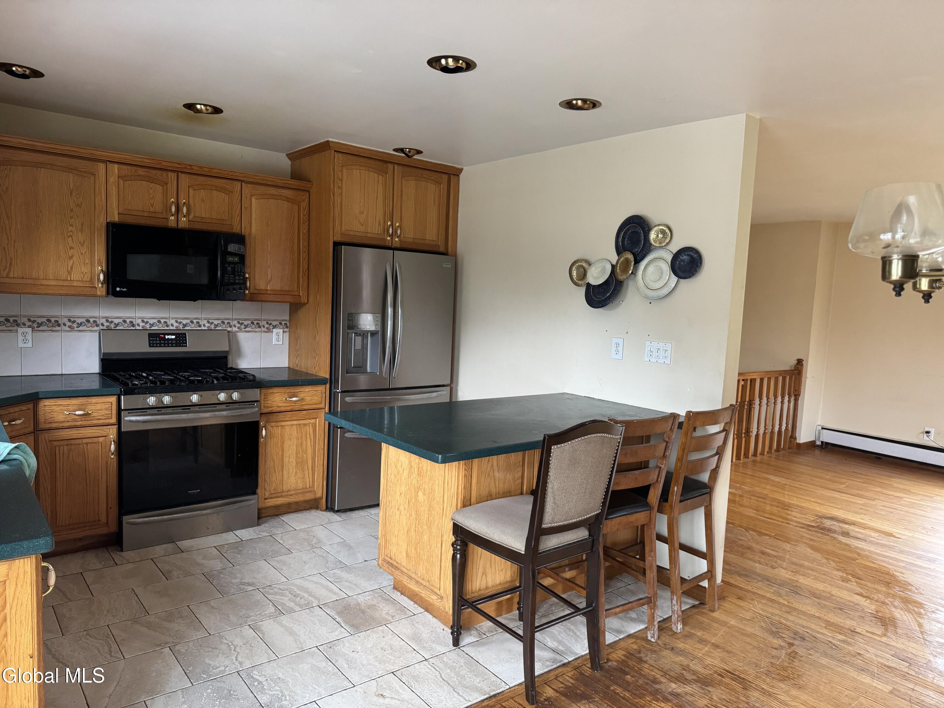 186 Middletown Road Waterford NY 12188