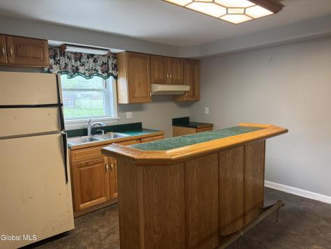 186 Middletown Road Waterford NY 12188