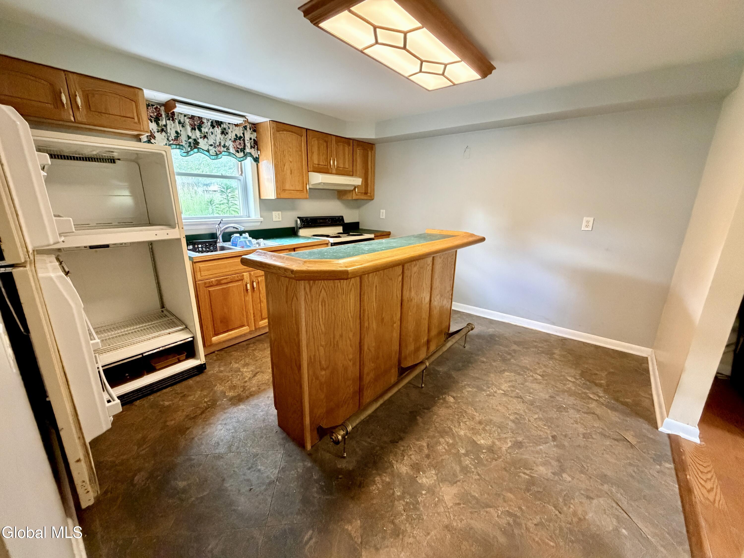 186 Middletown Road Waterford NY 12188