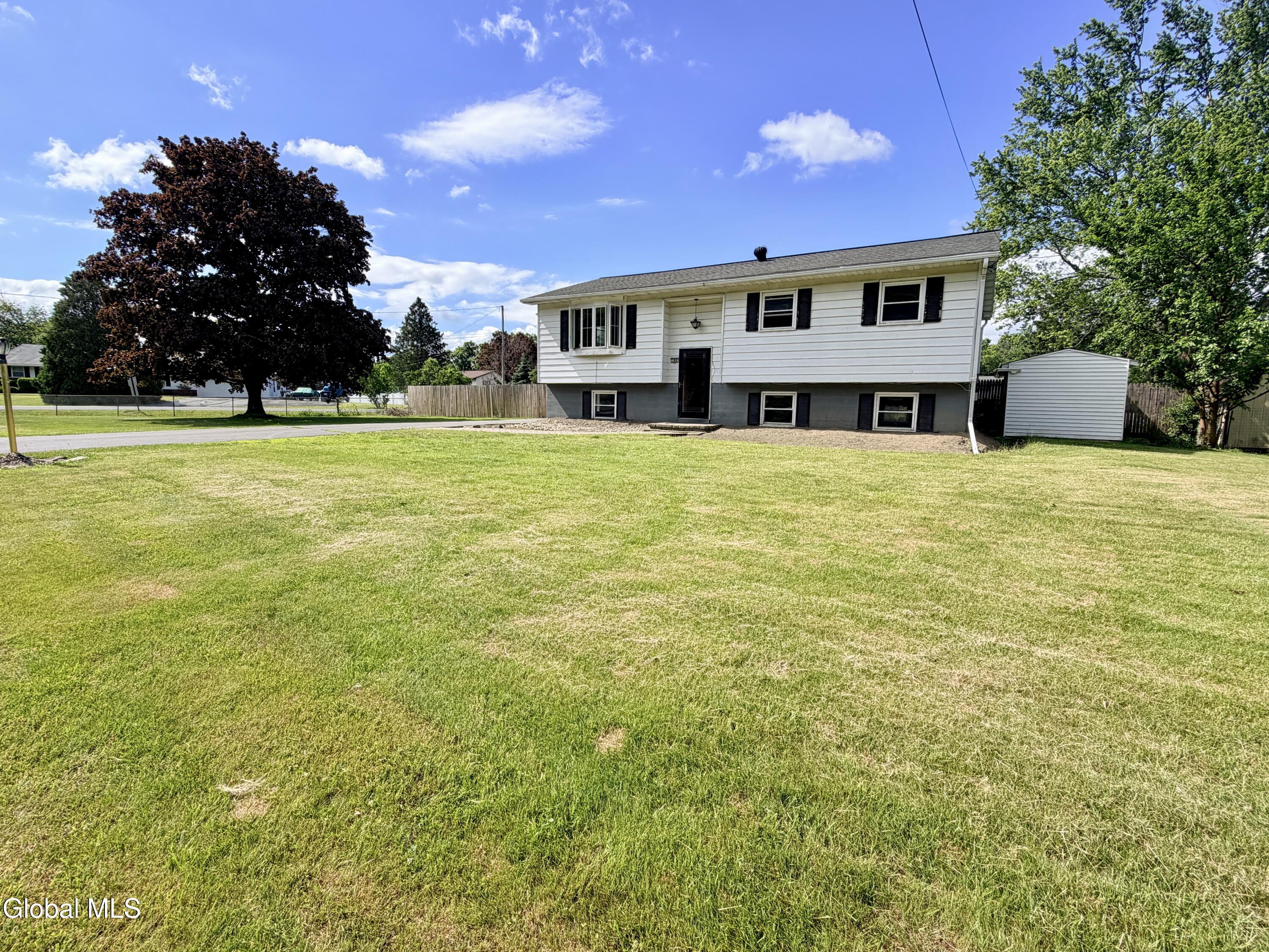 186 Middletown Road Waterford NY 12188