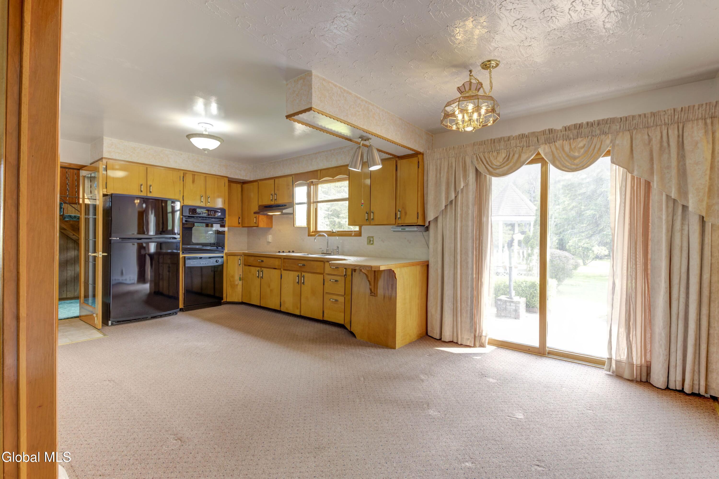 296 Voorhees Road Amsterdam NY 12010