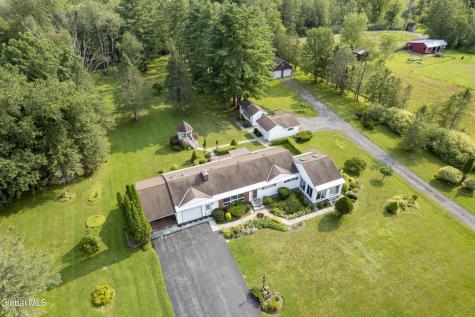 296 Voorhees Road Amsterdam NY 12010