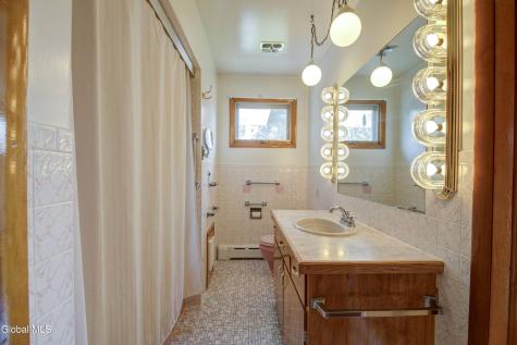 296 Voorhees Road Amsterdam NY 12010