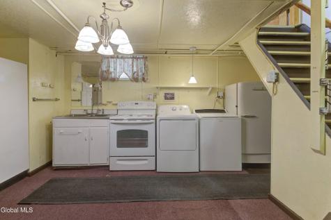 296 Voorhees Road Amsterdam NY 12010