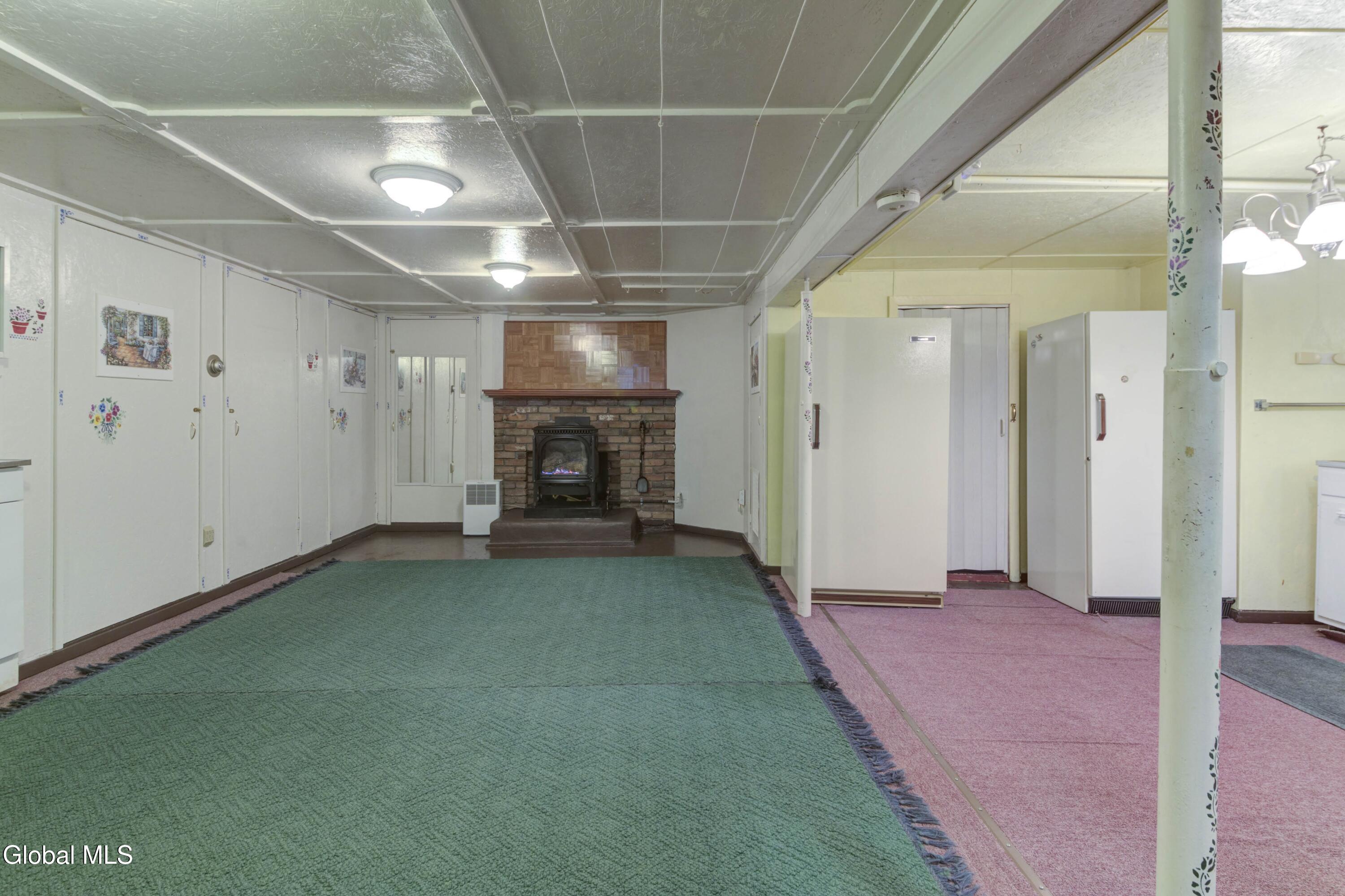 296 Voorhees Road Amsterdam NY 12010