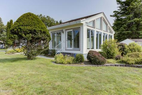 296 Voorhees Road Amsterdam NY 12010